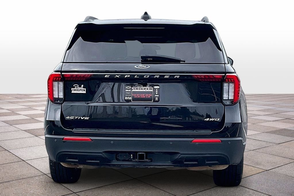 Certified 2025 Ford Explorer Active AWD/4WD image 4