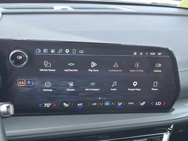 Used 2025 Chevrolet Traverse LT FWD image 19
