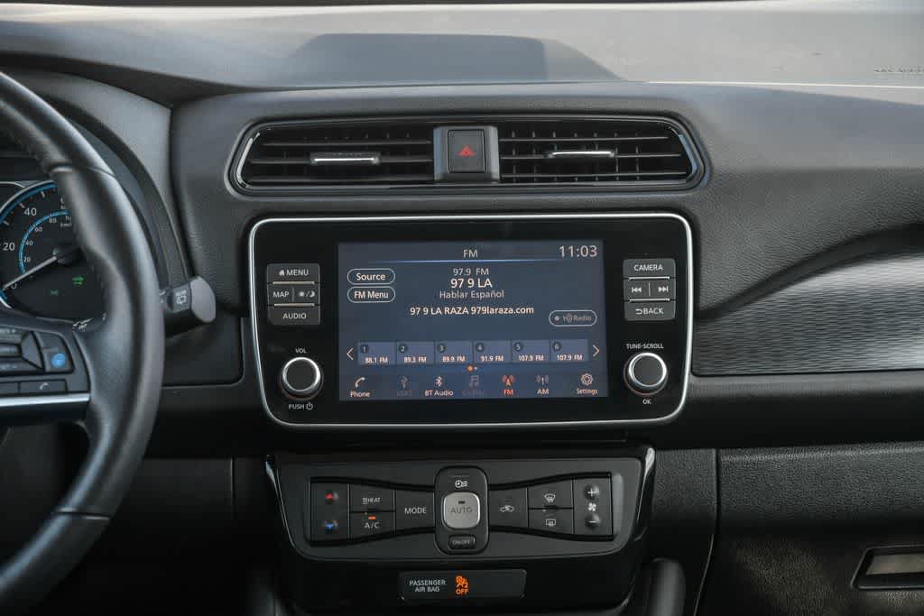 Used 2020 Nissan Leaf SV w/ SV Technology Package FWD image 14