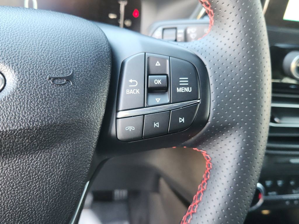 Used 2025 Ford Escape ST-Line image 22