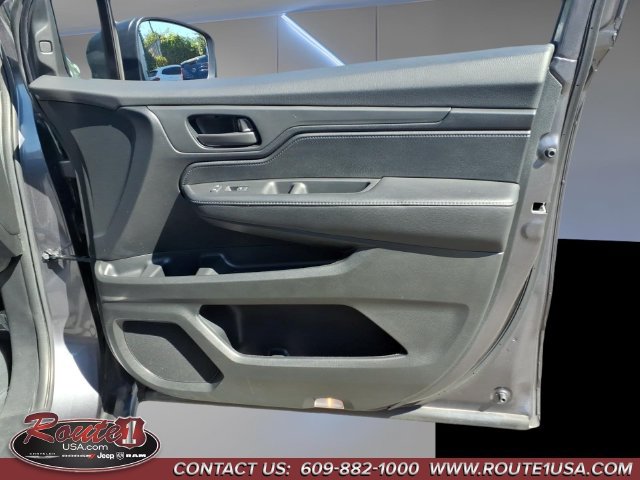 Used 2025 Honda Odyssey EX-L image 12