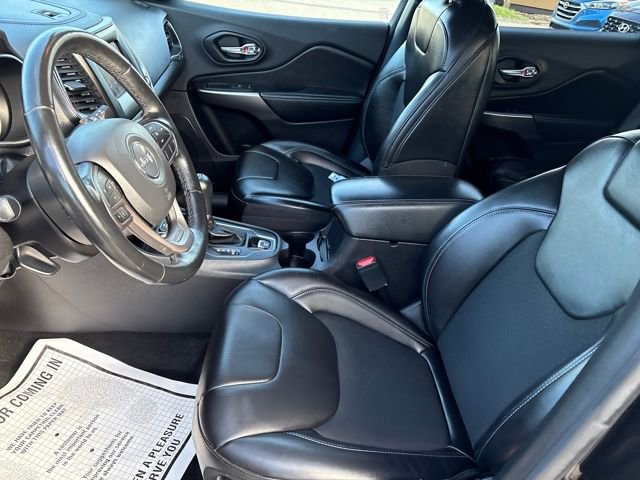 Used 2020 Jeep Cherokee Latitude Plus w/ Cold Weather Group image 9