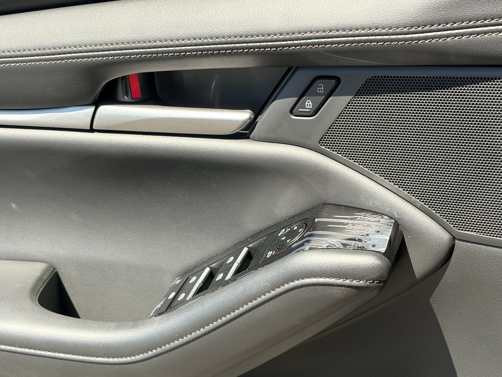 New 2026 MAZDA MAZDA3 2.5 S Sedan w/ Preferred Pkg image 16