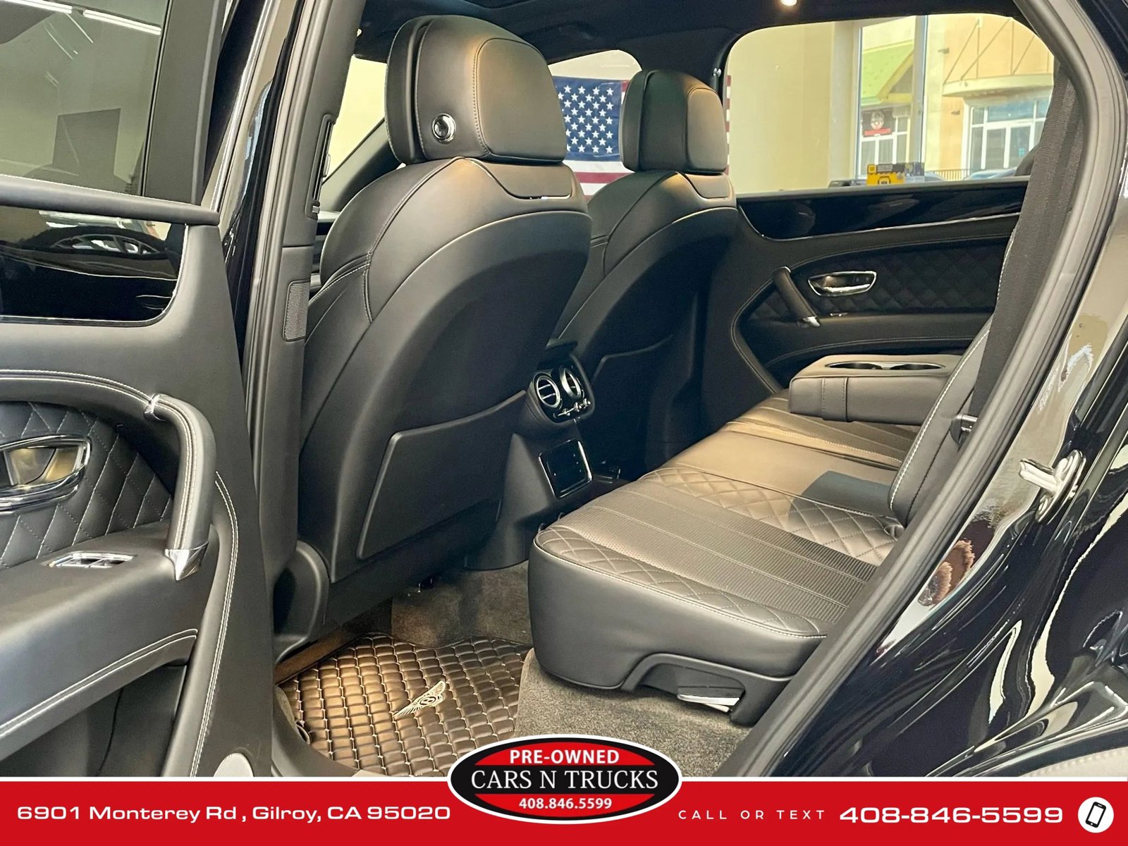 Used 2017 Bentley Bentayga image 13