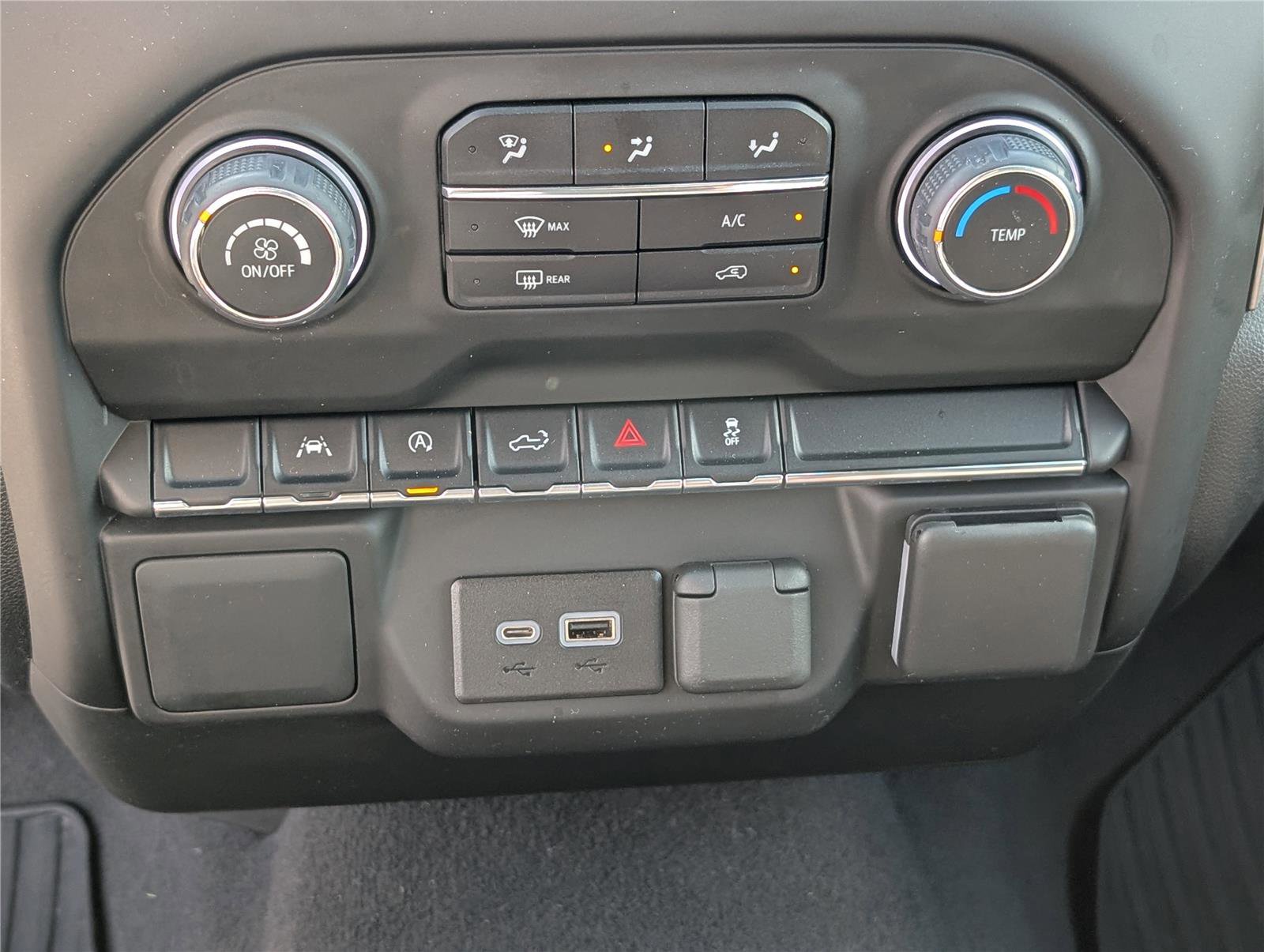 Used 2022 Chevrolet Silverado 1500 Custom w/ Rally Edition image 22