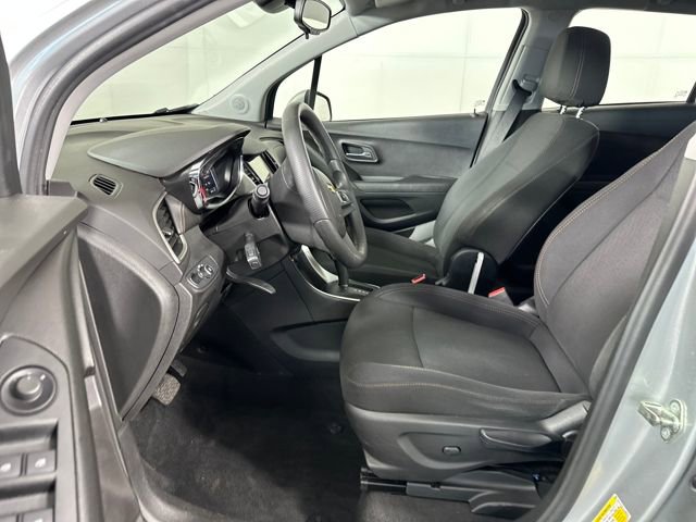 Used 2018 Chevrolet Trax LS image 11