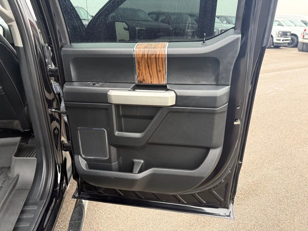 Used 2019 Ford F150 Lariat image 22