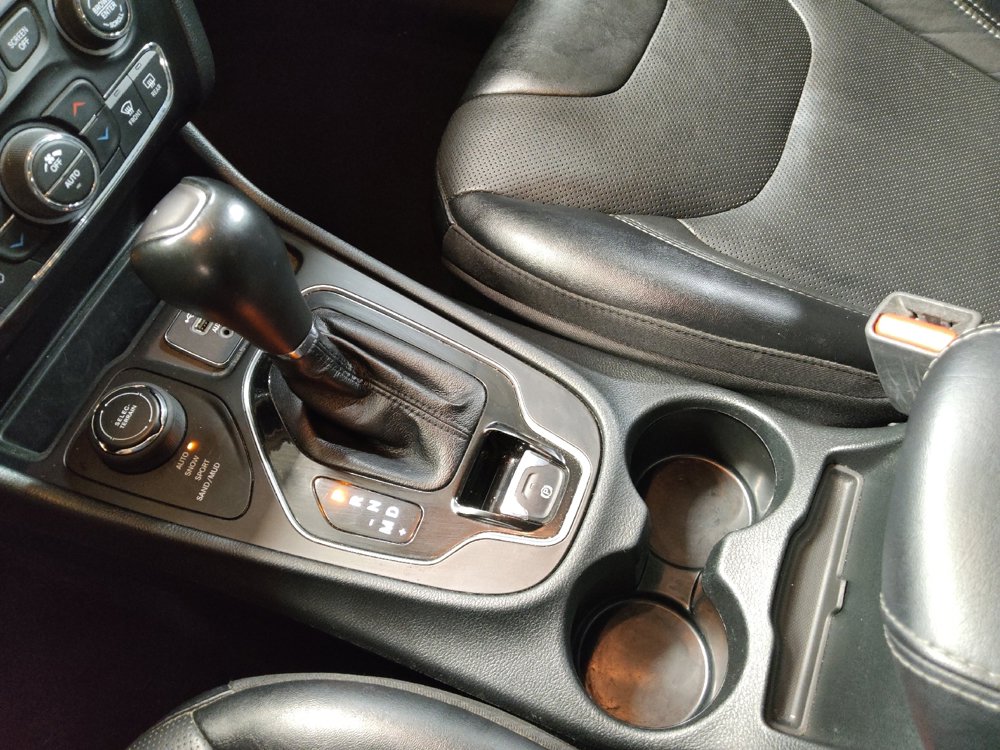 Used 2023 Jeep Cherokee Altitude Lux image 26