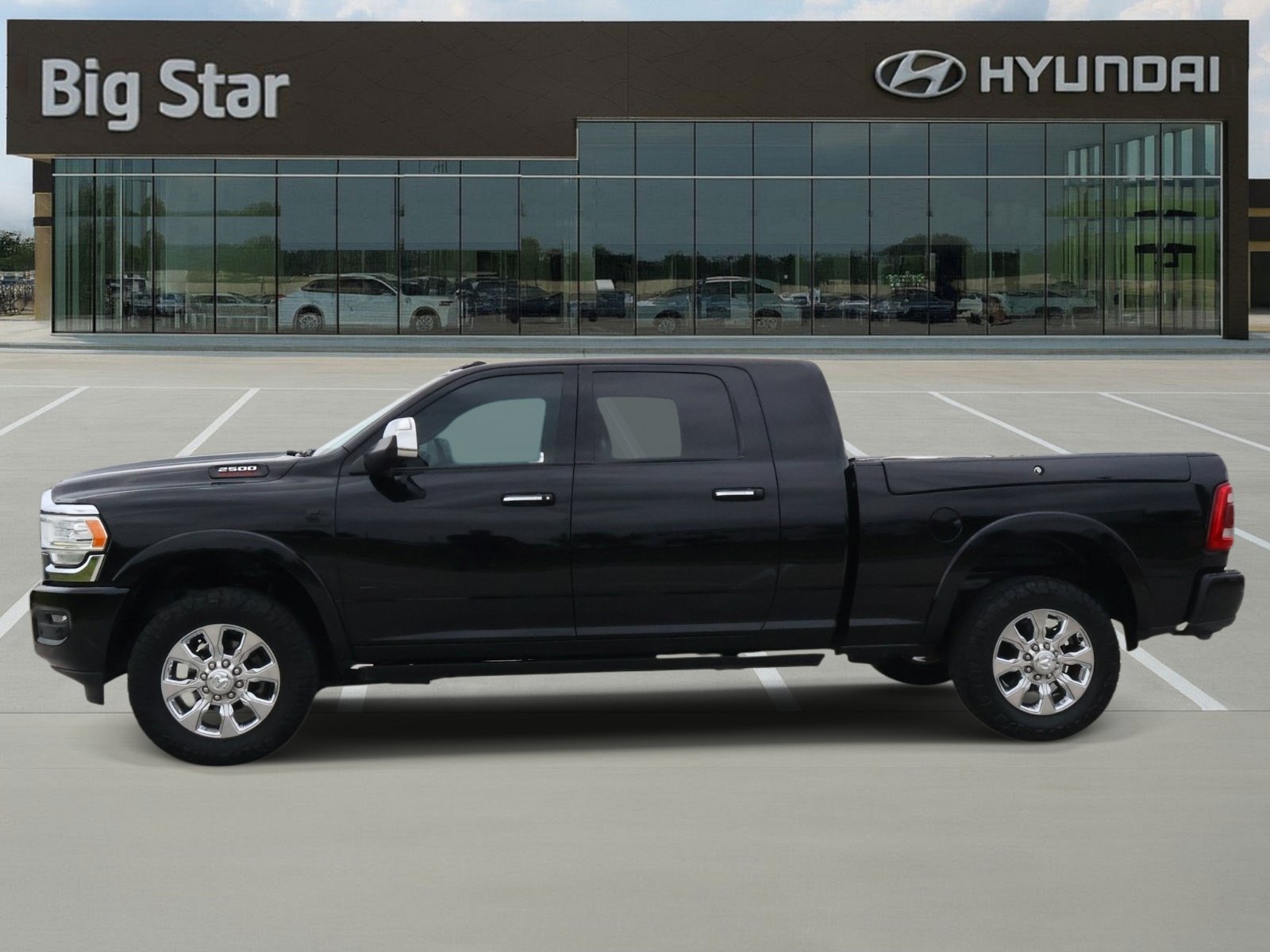 Used 2020 RAM 2500 Limited AWD/4WD image 2