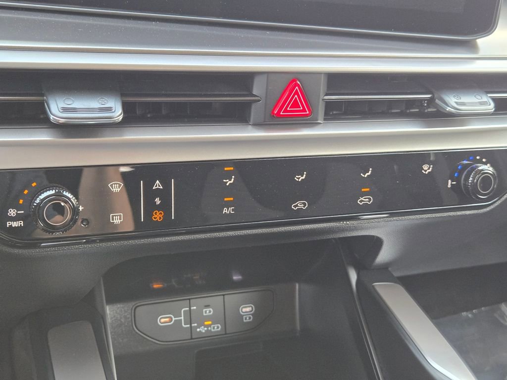 New 2026 Kia Sorento LX image 62