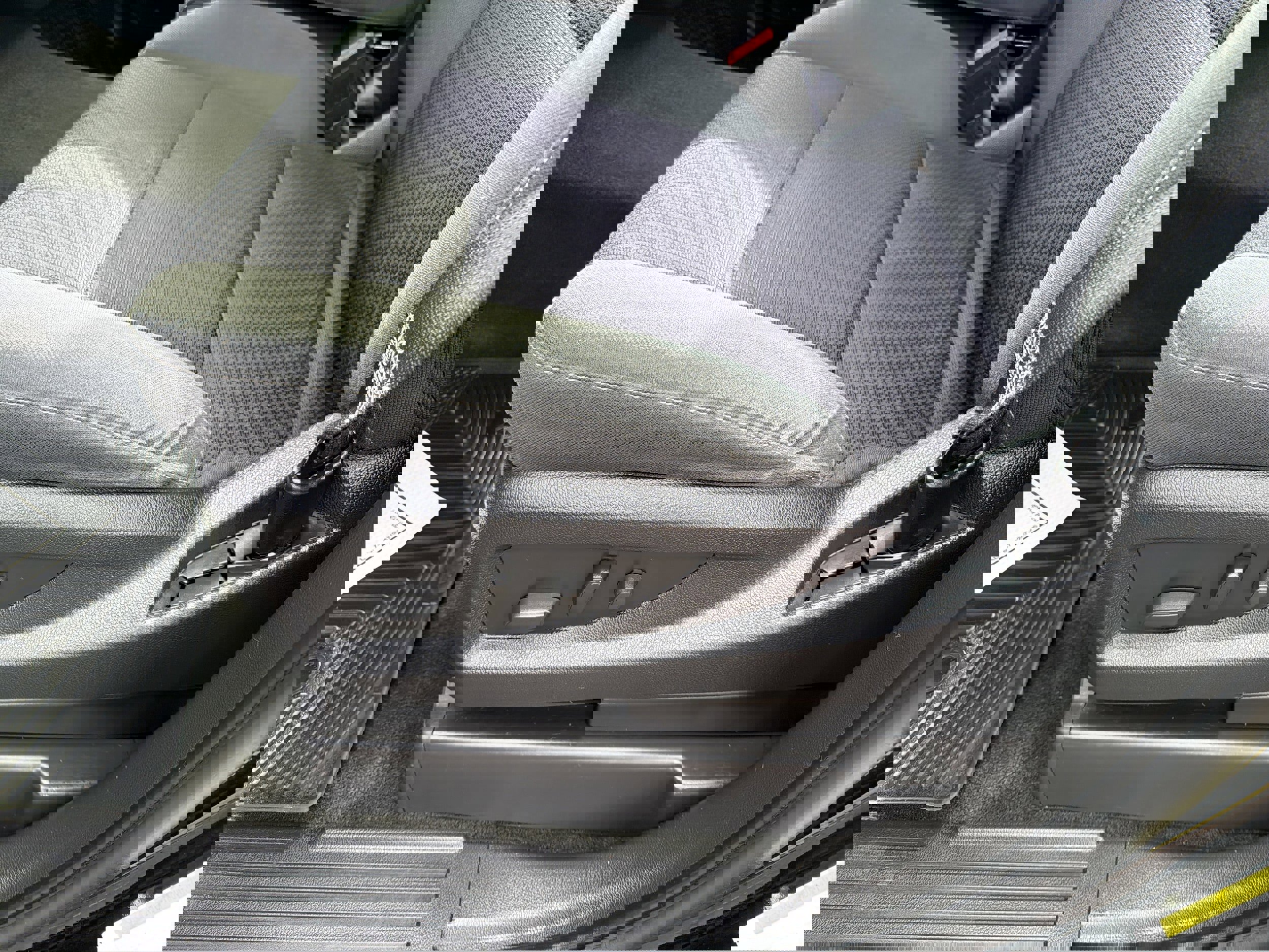 Used 2015 Chevrolet Silverado 1500 LT w/ Trailering Package image 12