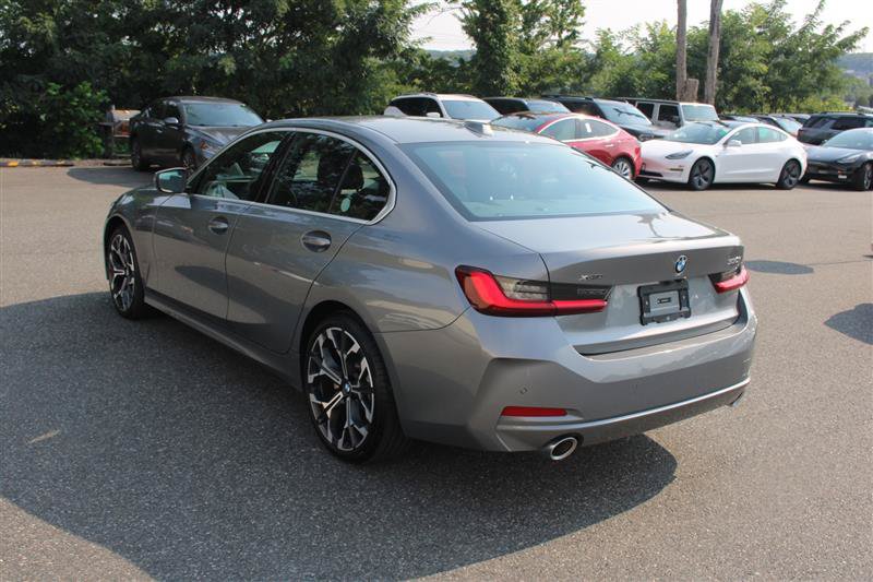 Used 2026 BMW 330i xDrive Sedan AWD/4WD image 6