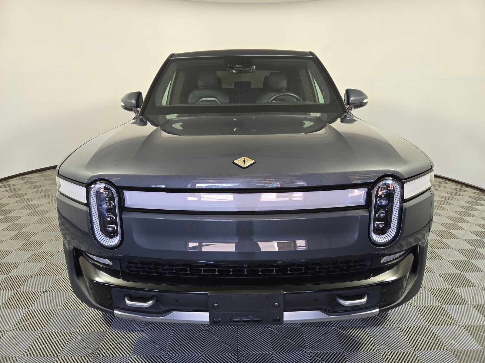 Used 2022 Rivian R1T Launch Edition image 8