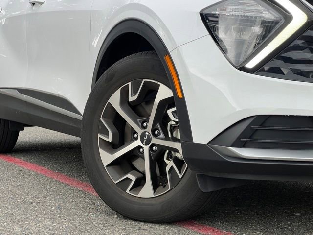 Certified 2023 Kia Sportage EX AWD/4WD image 2
