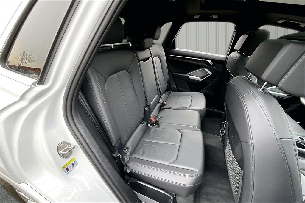 Used 2025 Audi Q3 2.0T Premium Plus w/ Premium Plus Package image 25