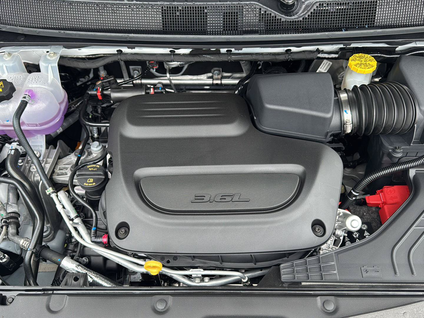 New 2027 Chrysler Pacifica Select FWD image 26