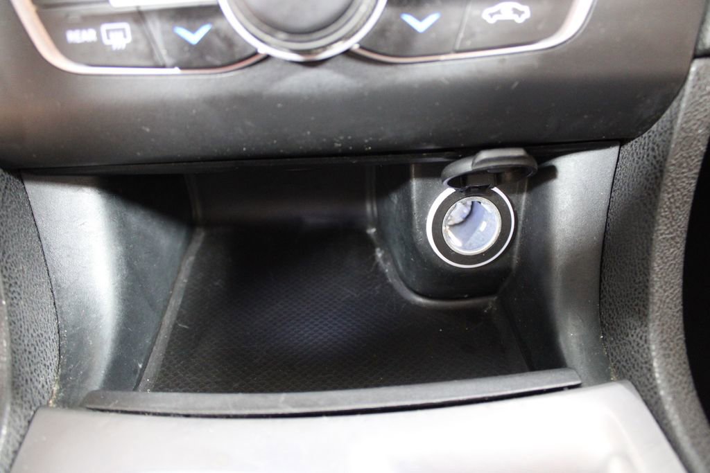 Used 2022 Dodge Charger SXT RWD image 38