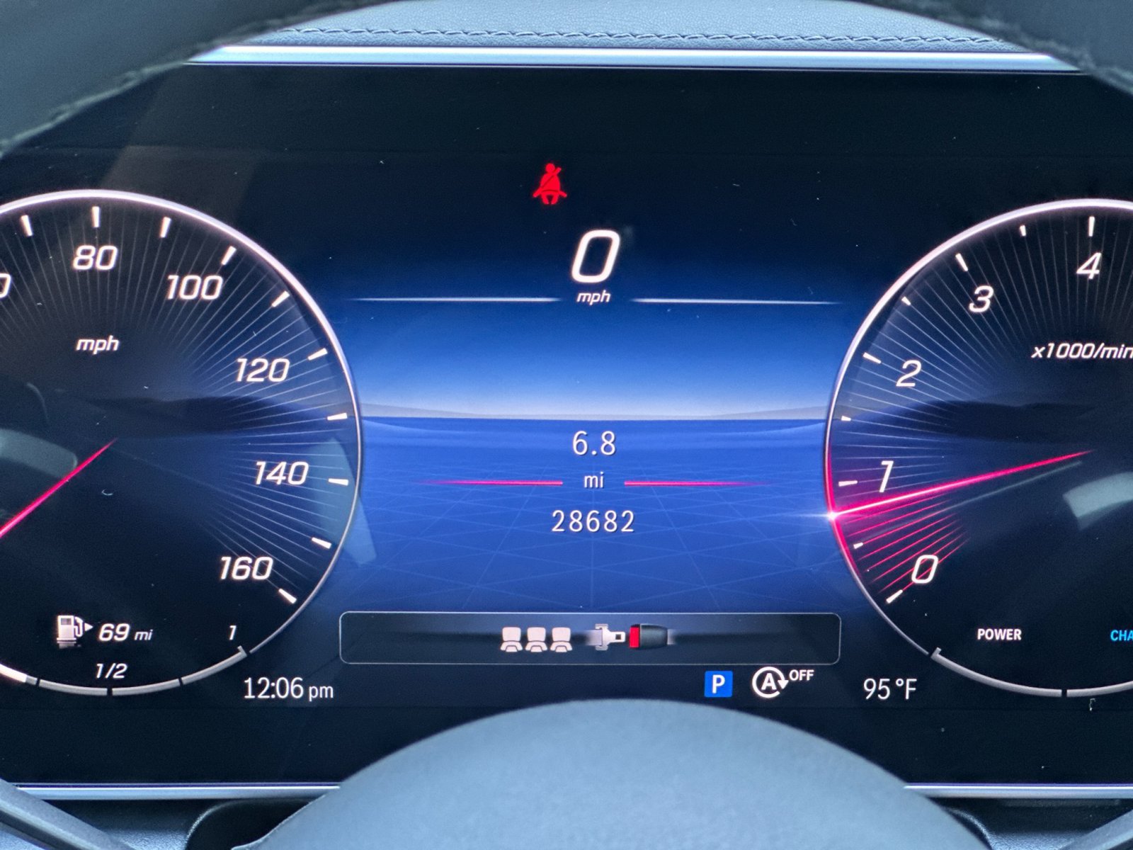 Certified 2023 Mercedes-Benz GLC 300 image 31