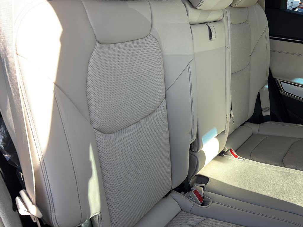 Used 2026 Genesis GV70 2.5T image 41