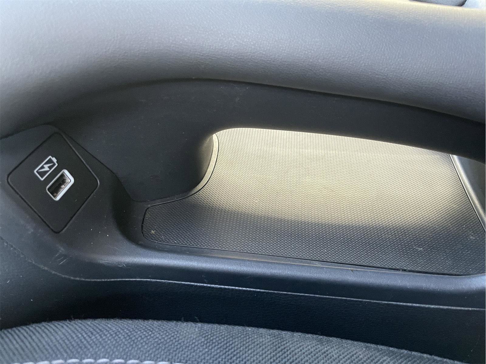 Used 2023 Honda HR-V LX image 31