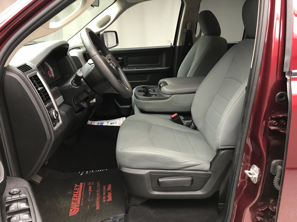Used 2018 RAM 1500 Express w/ Express Value Package AWD/4WD image 10