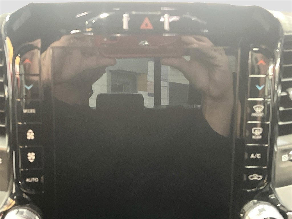 Used 2023 RAM 1500 Laramie image 16