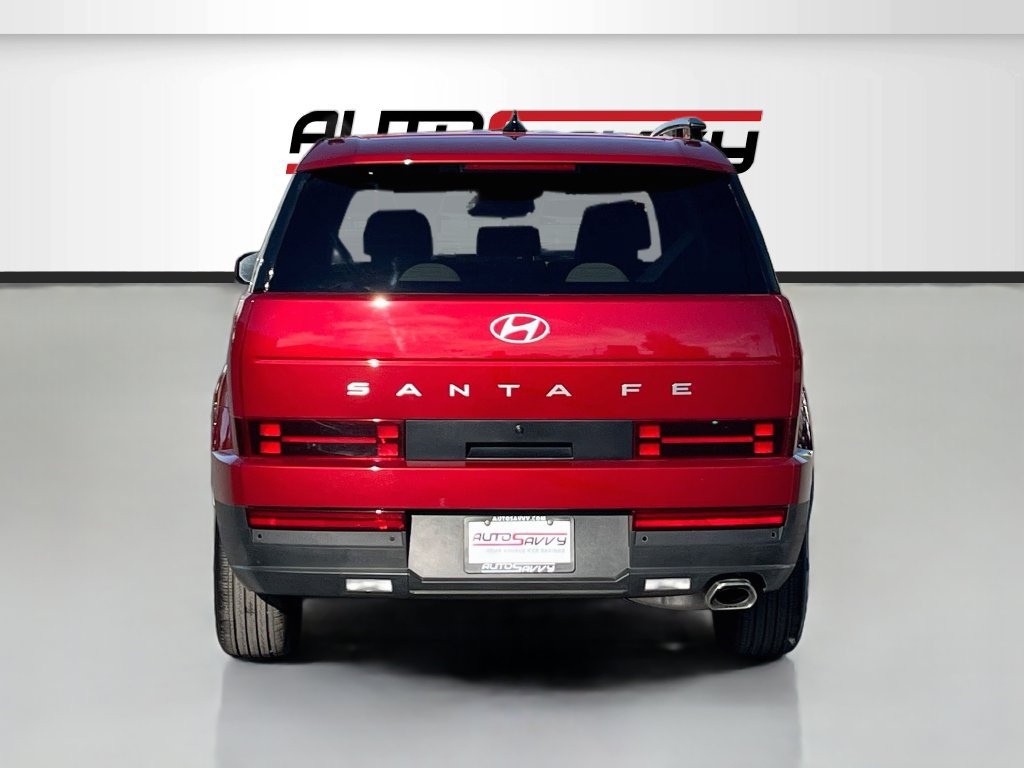 Used 2025 Hyundai Santa Fe SEL FWD image 6