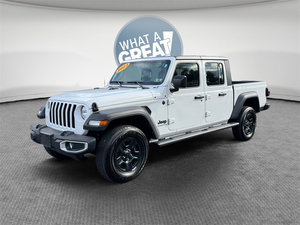 Used 2023 Jeep Gladiator Sport image 4
