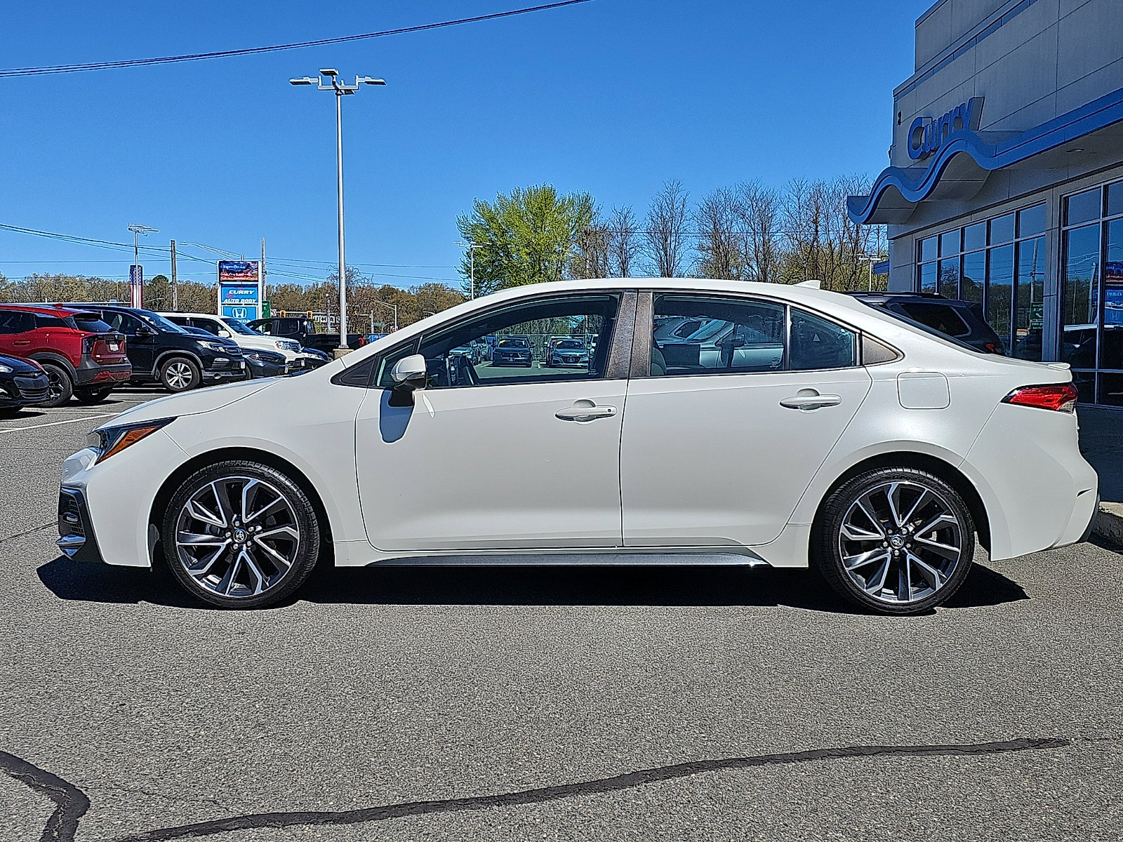 Used 2020 Toyota Corolla SE FWD image 7