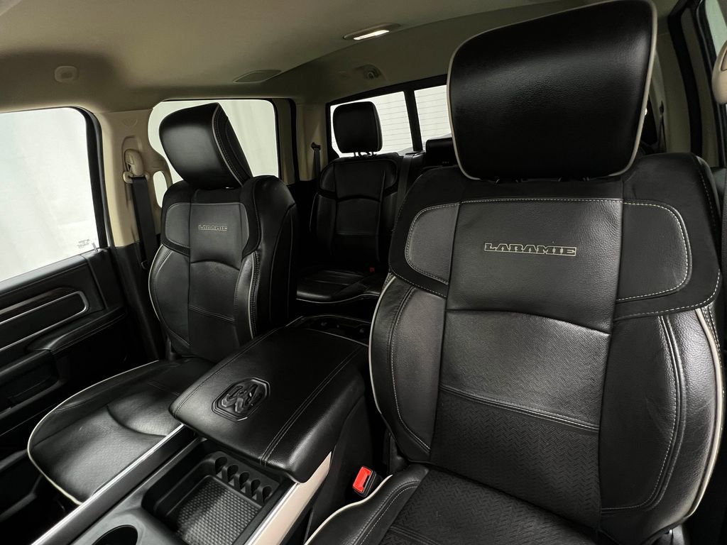 Used 2019 RAM 3500 Laramie image 13