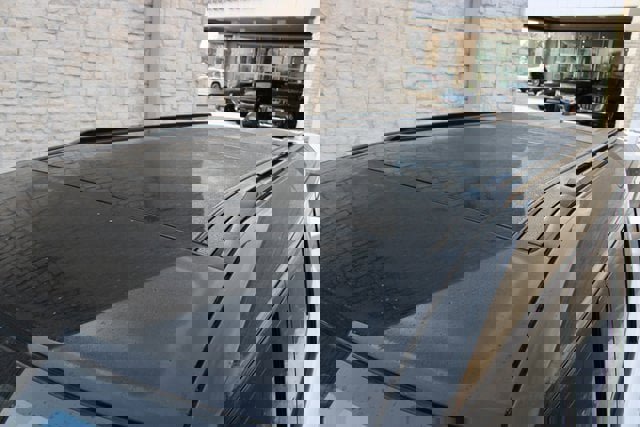 Used 2023 Land Rover Defender 110 S image 4