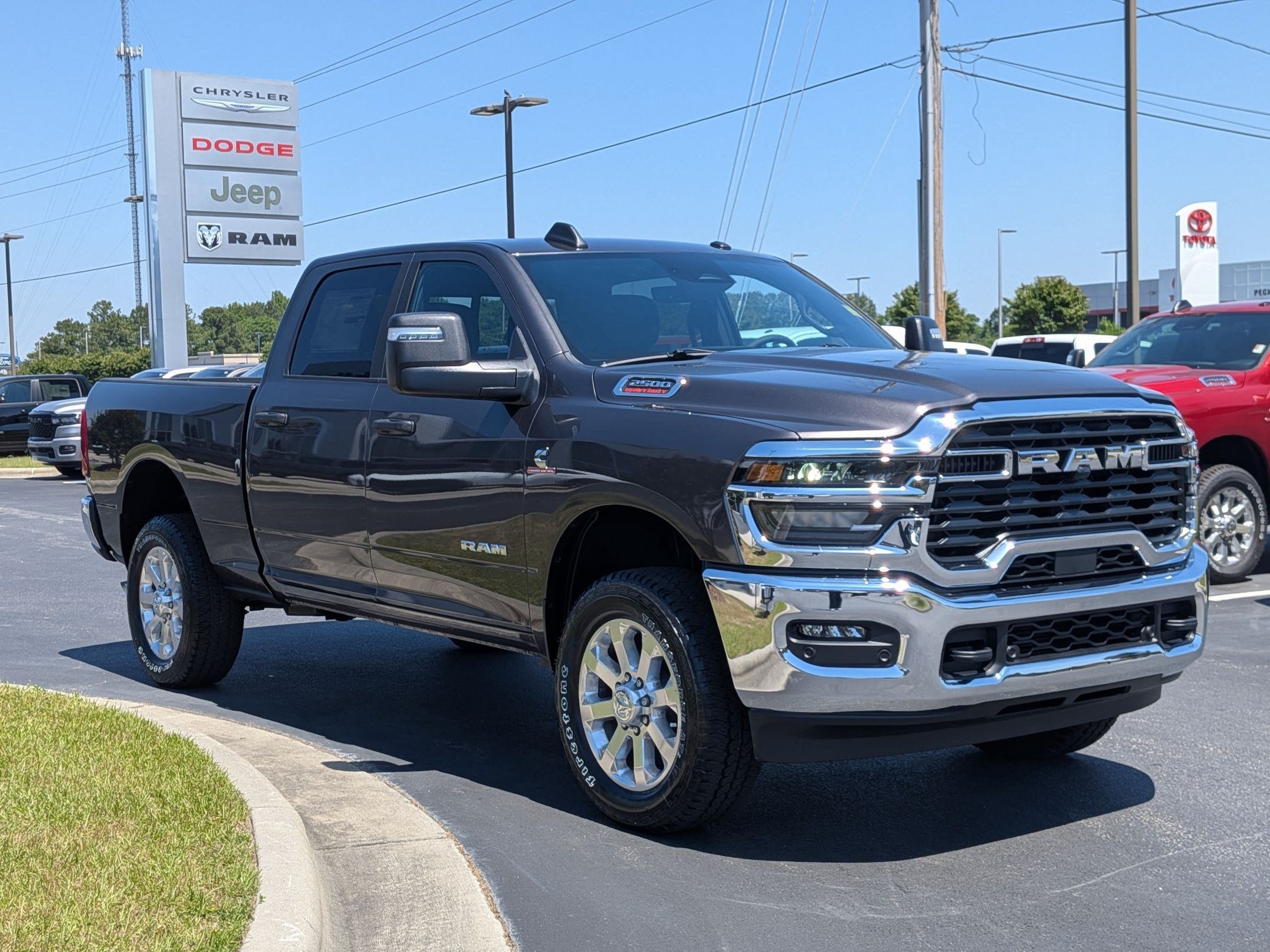 New 2026 RAM 2500 Big Horn AWD/4WD image 3