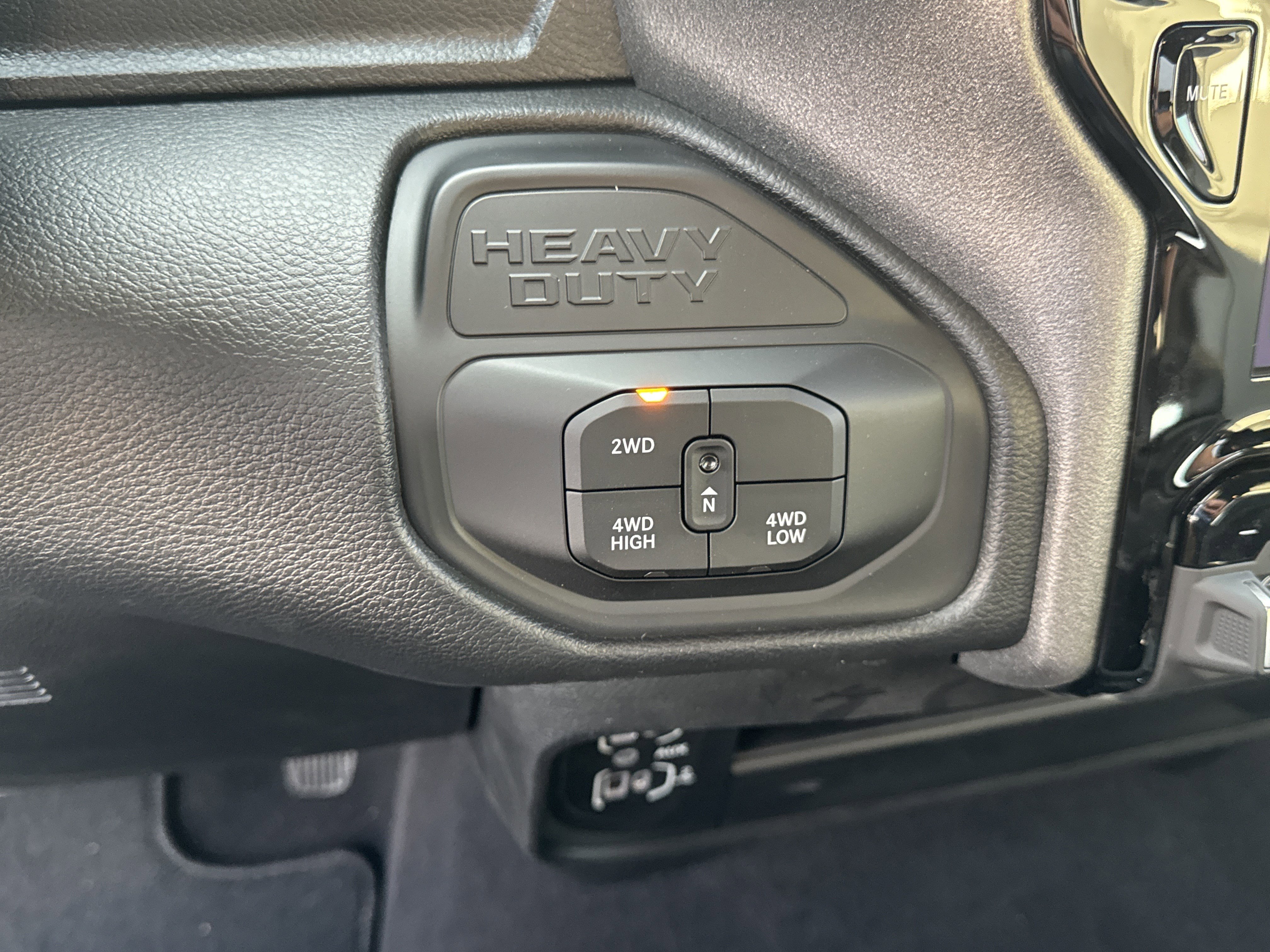 New 2026 RAM 2500 Tradesman AWD/4WD image 27