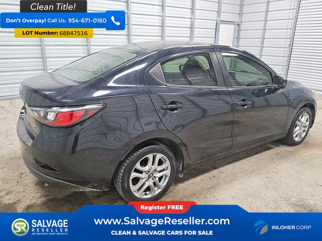 Used 2017 Toyota Yaris iA FWD image 4