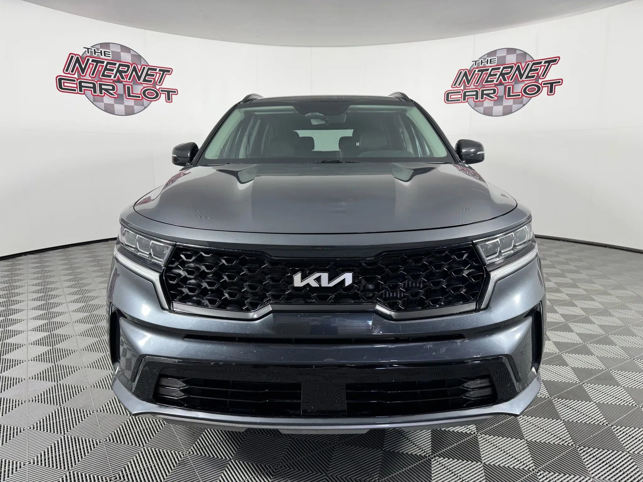 Used 2022 Kia Sorento SX image 2