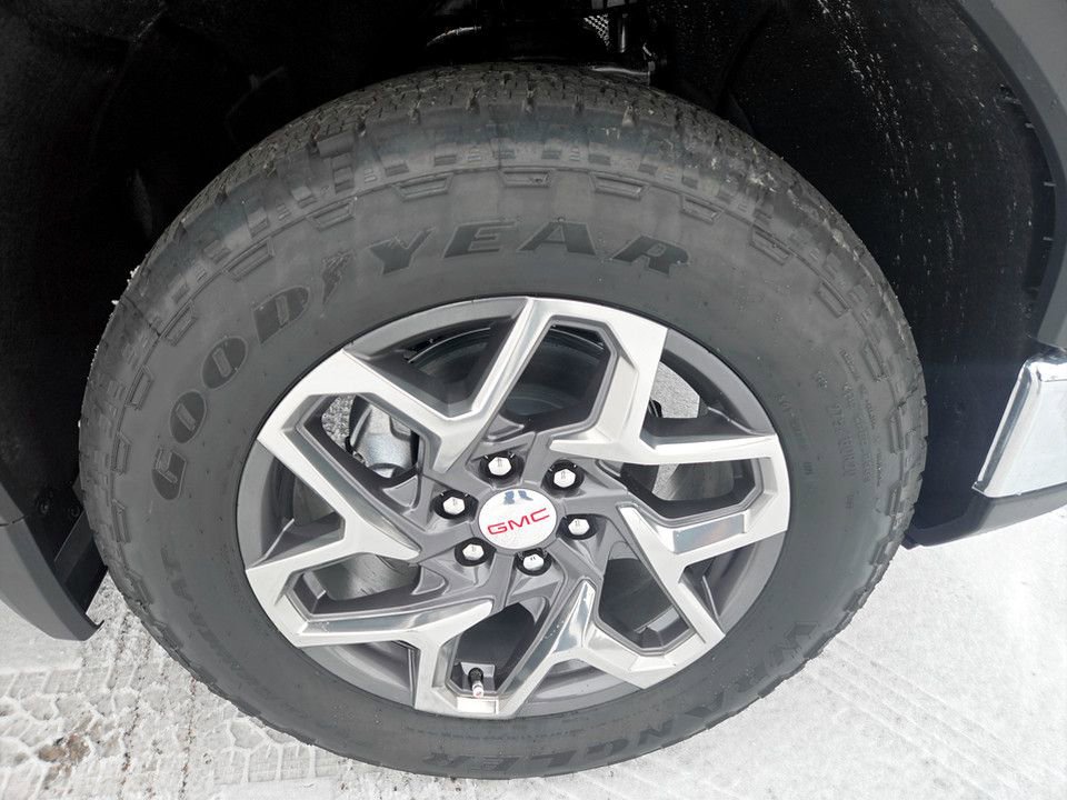 New 2026 GMC Sierra 1500 SLT w/ SLT Convenience Package image 37