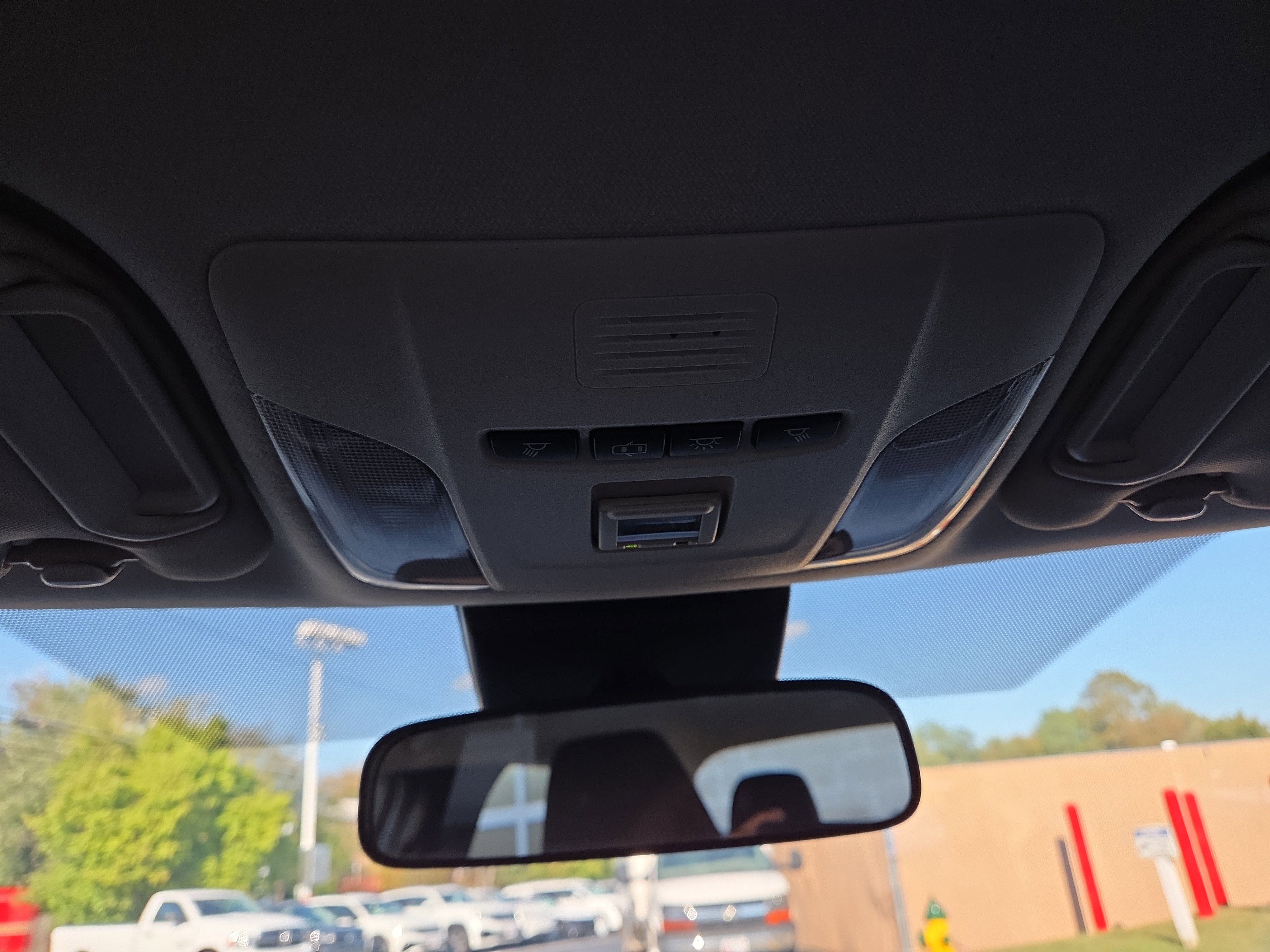 Used 2022 Toyota Corolla LE image 29