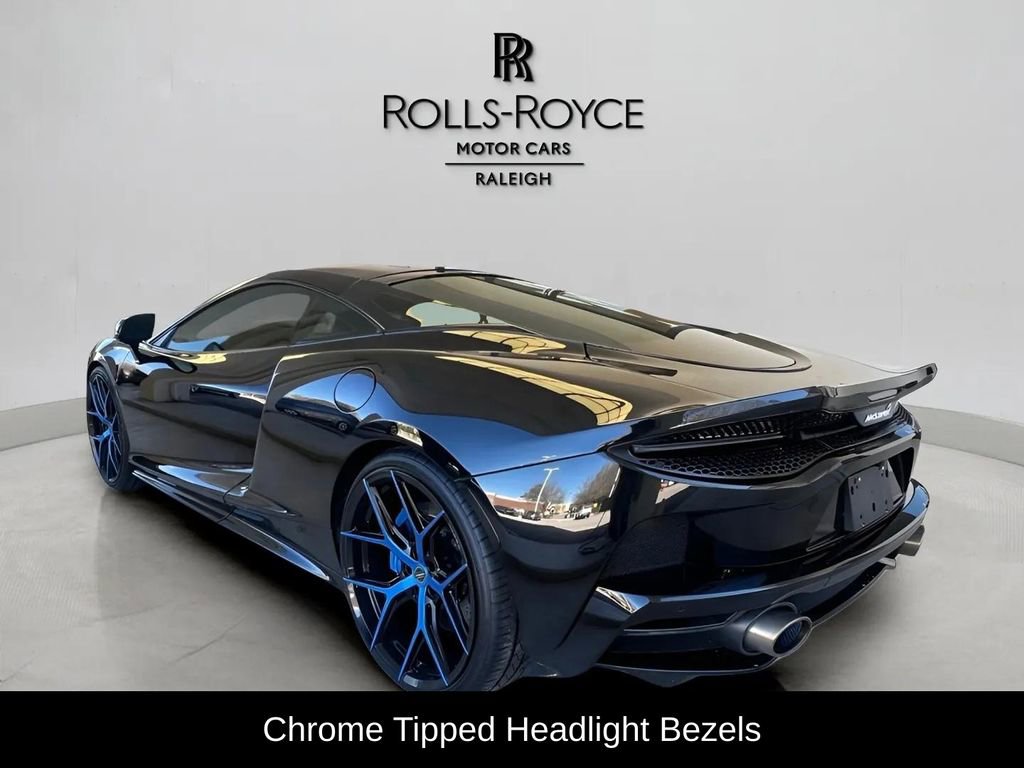 Used 2022 McLaren GT image 7