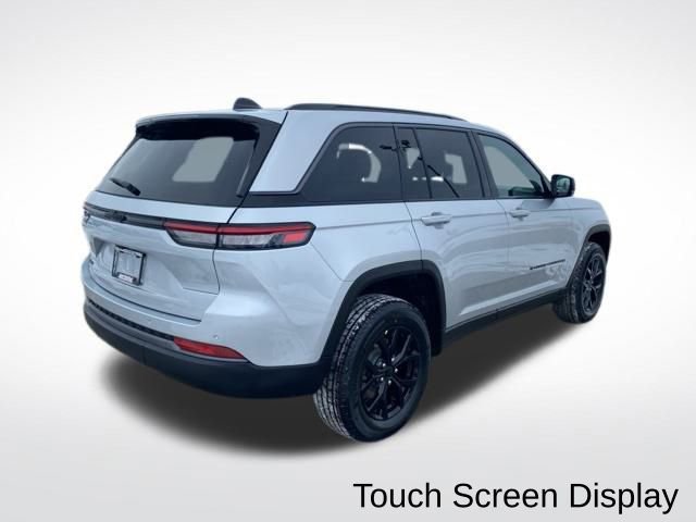 New 2026 Jeep Grand Cherokee Altitude image 5
