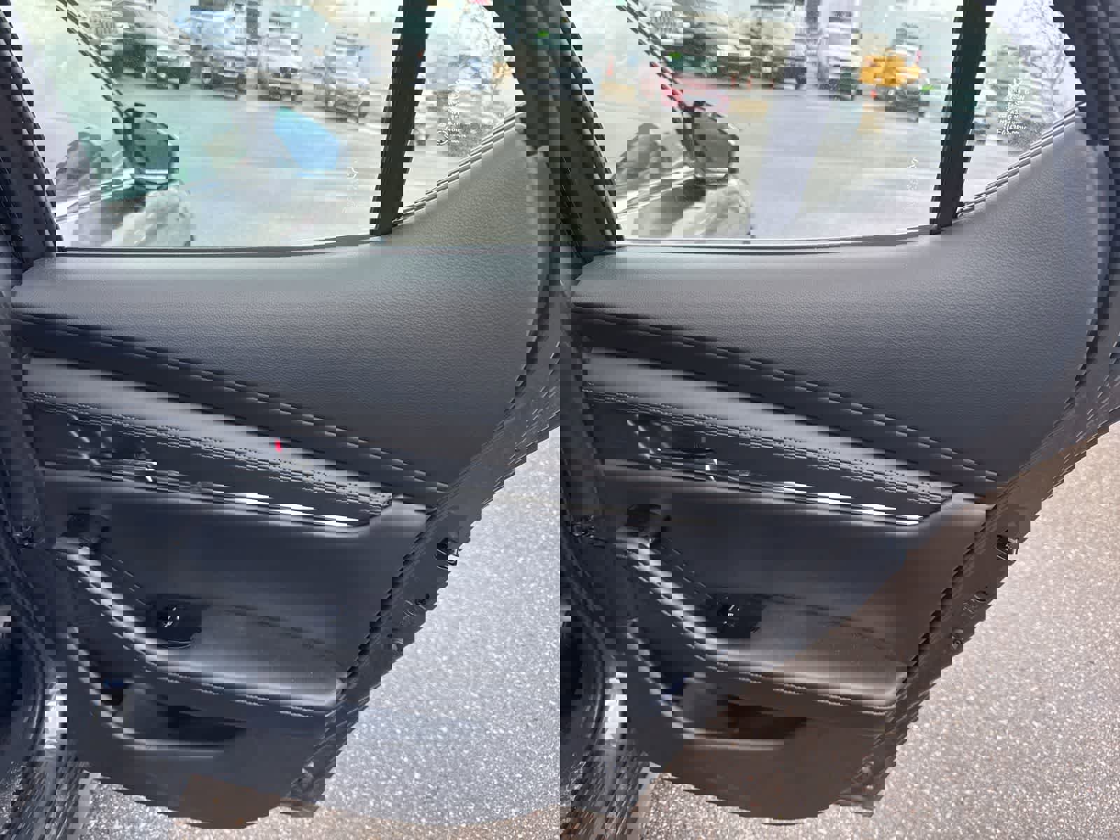 Used 2023 MAZDA MAZDA3 s image 25