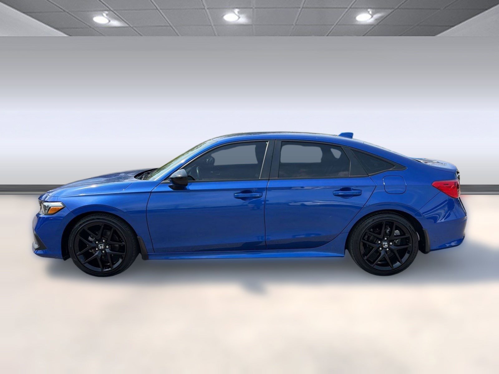 Used 2024 Honda Civic Sport image 2