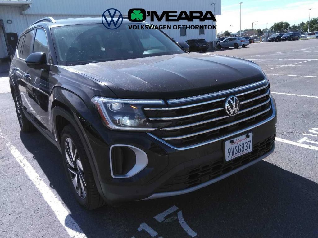 Used 2026 Volkswagen Atlas SE AWD/4WD image 2