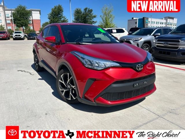 Used 2021 Toyota C-HR XLE FWD image 1
