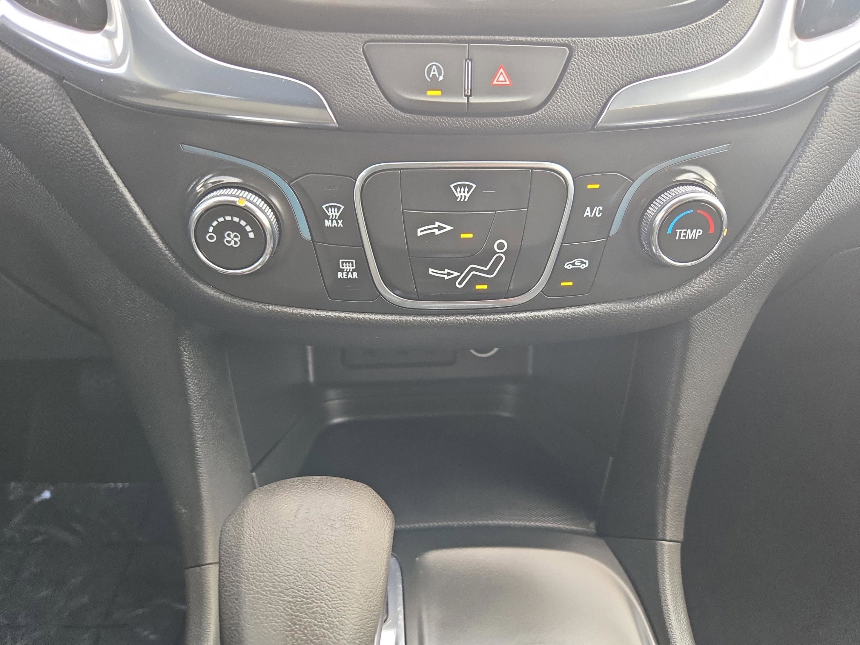 Used 2023 Chevrolet Equinox LT image 16