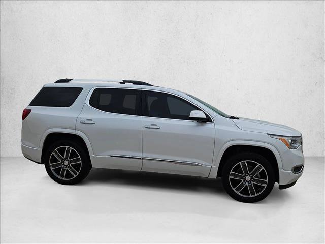 Used 2018 GMC Acadia Denali w/ Technology Package image 4