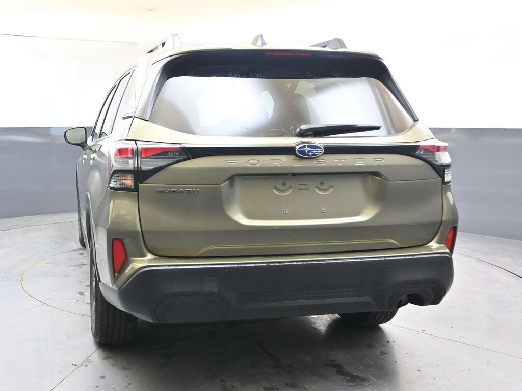 Certified 2025 Subaru Forester Premium AWD/4WD image 4