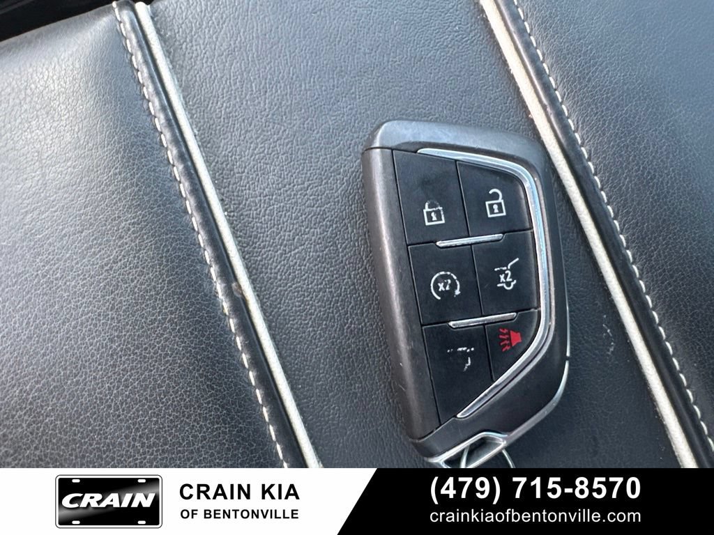 Used 2023 Cadillac Escalade Sport Platinum w/ LPO, ONYX Package AWD/4WD image 22