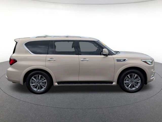 Used 2022 INFINITI QX80 Luxe w/ All-Season Package AWD/4WD image 7