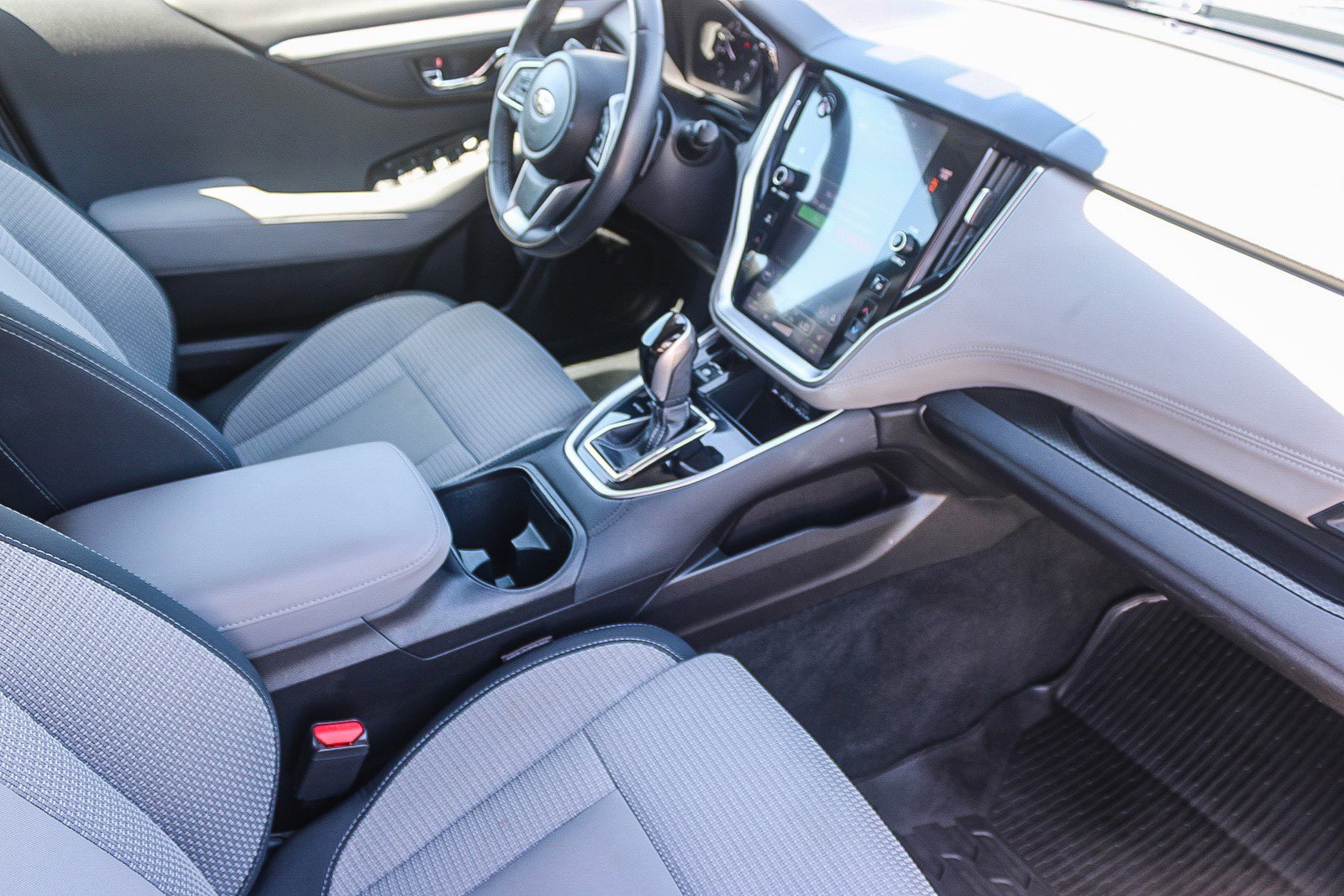 Used 2023 Subaru Outback Premium w/ Popular Package #1 image 18