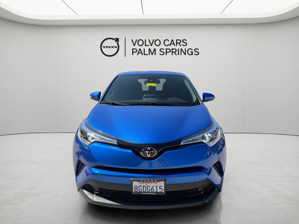 Used 2019 Toyota C-HR LE FWD image 2